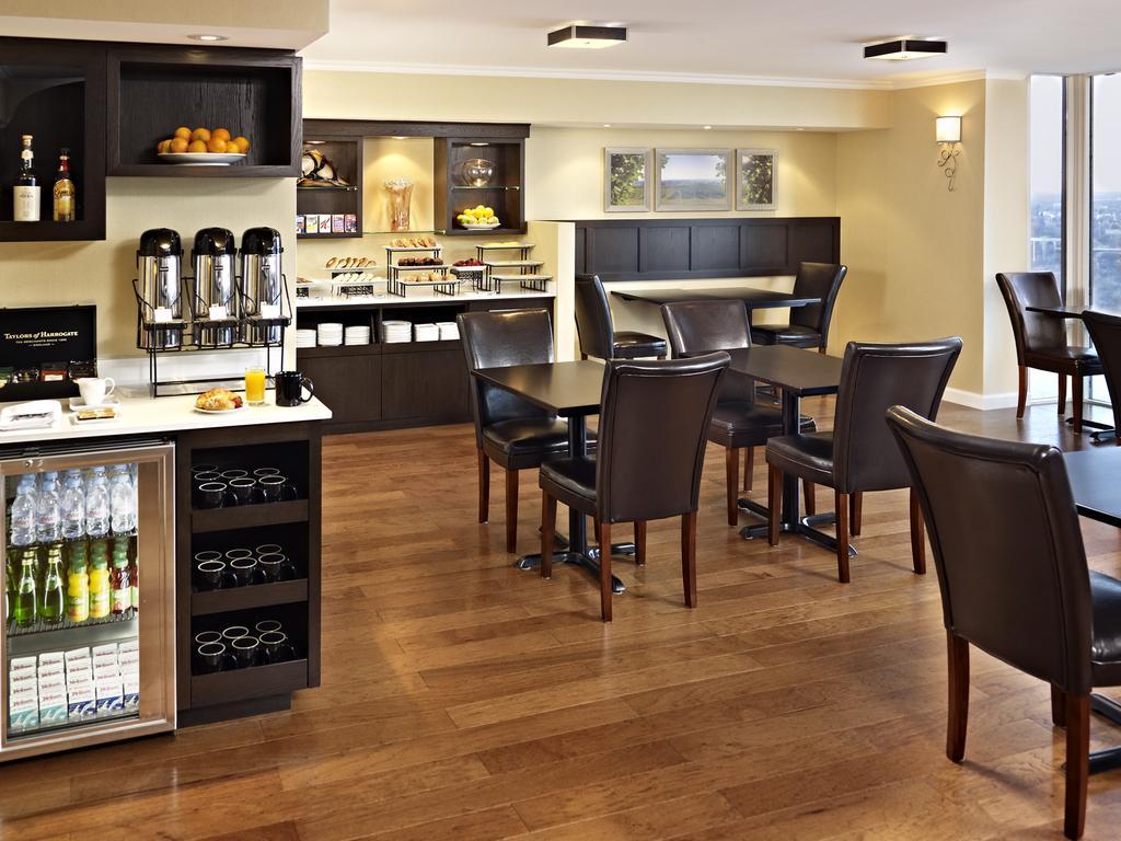 Marriott On The Falls Hotel 4*