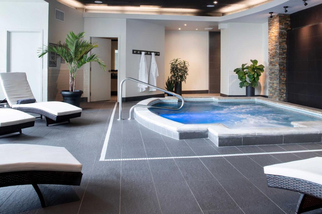 Hotel Marriott On The Falls 4*