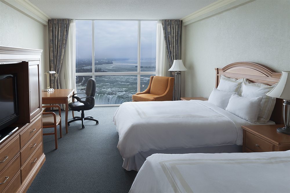Marriott On The Falls Niagara Falls